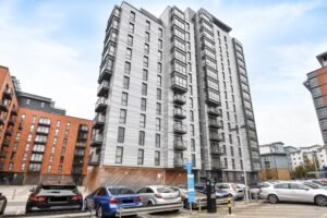 lexington apartments slough cleaning service